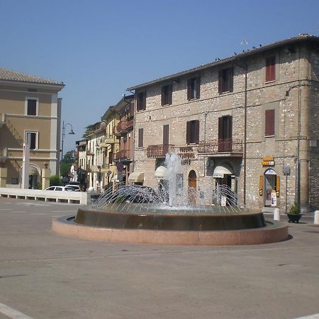 Piazza Degli Angeli Hotel Assisi Exterior photo
